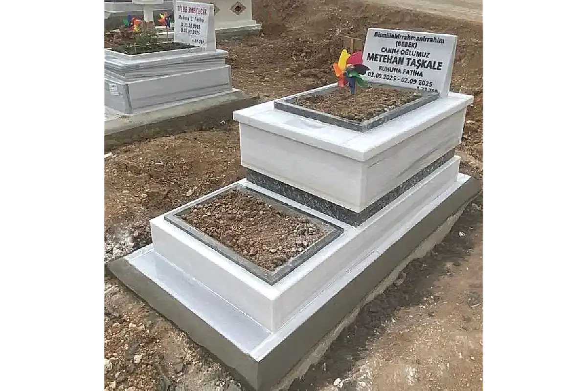 altinel-mermer-granit-bebek-cocuk-mezar-modelleri-7