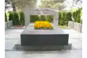 altinel-mermer-granit-ozel-tasarim-mezar-modelleri-2