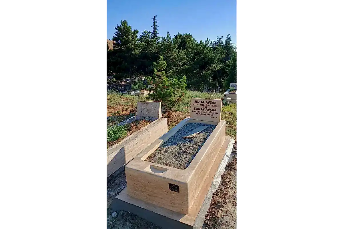 altinel-mermer-granit-tek-kat-blok-mezar-modelleri-16